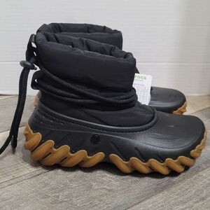 CROCS Echo Boot Winter Boots Black Gum Waterproof Faux Fur Men's 10 Women's 12